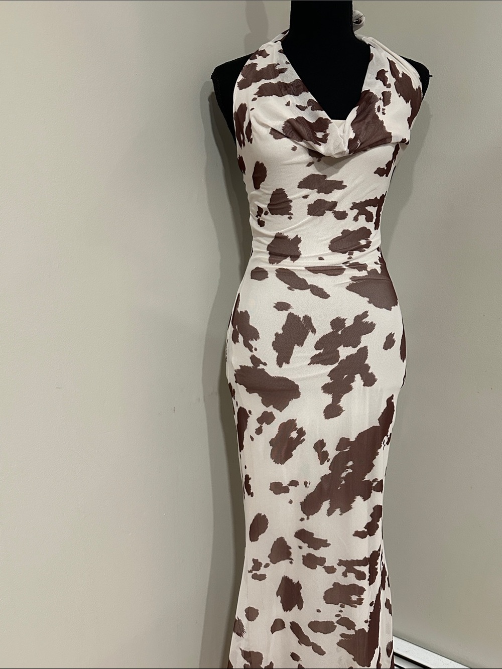 *SEE YOU MONDAY* Brown x Cream Cowl-Neck Maxi Dress NWT Size Small